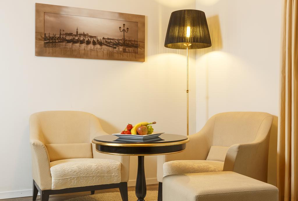 Business Hotel First Feusisberg Cameră foto