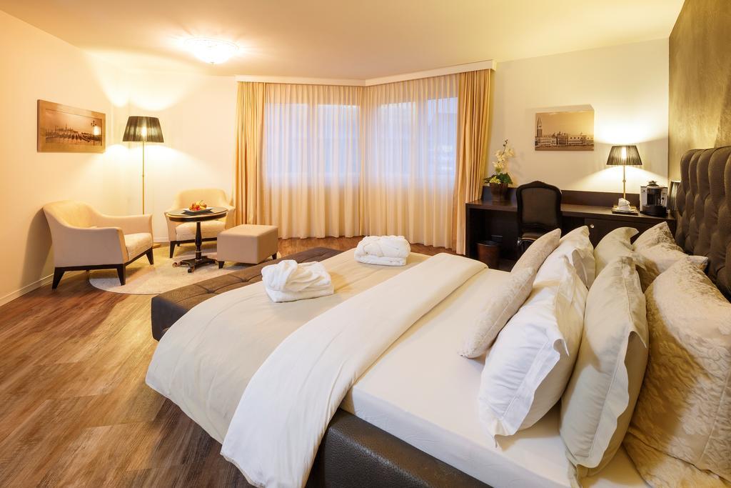 Business Hotel First Feusisberg Cameră foto